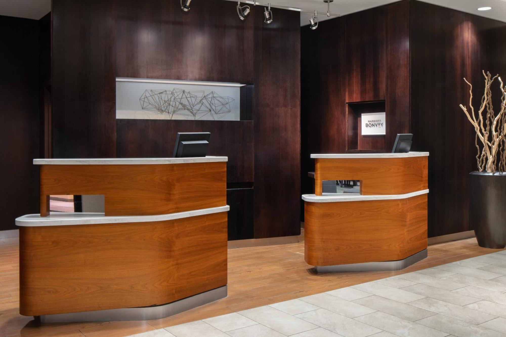 Hotel Courtyard By Marriott Raleigh North/Triangle Town Center Exterior foto