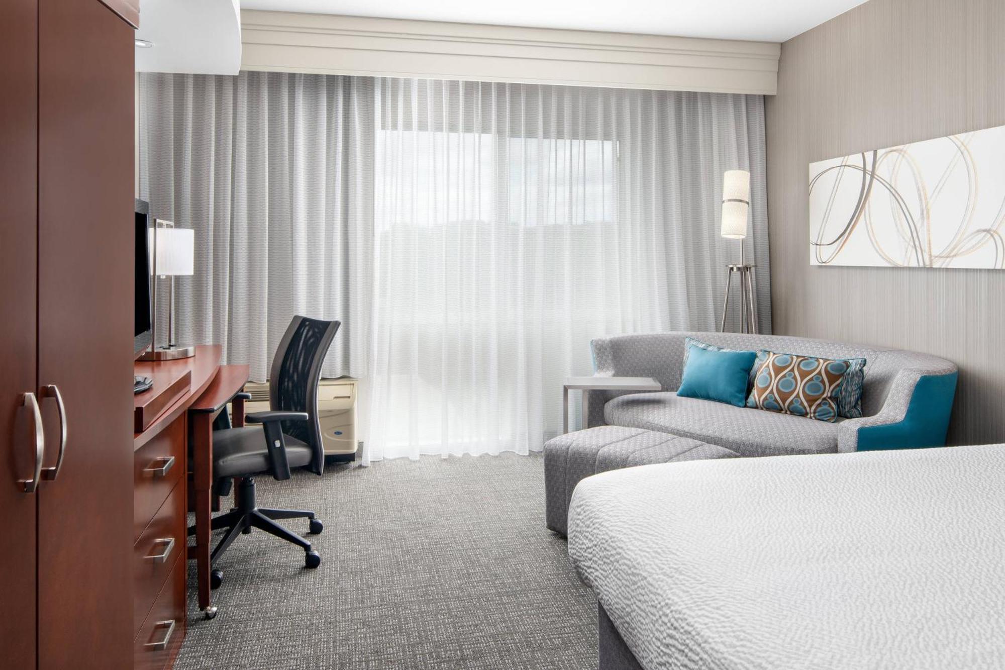 Hotel Courtyard By Marriott Raleigh North/Triangle Town Center Exterior foto