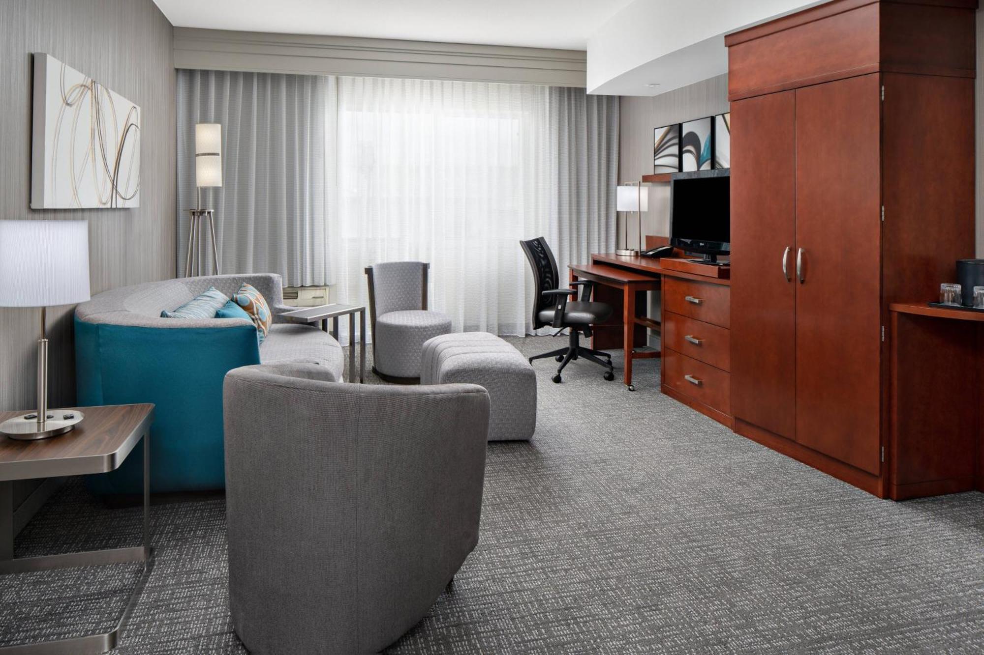 Hotel Courtyard By Marriott Raleigh North/Triangle Town Center Exterior foto