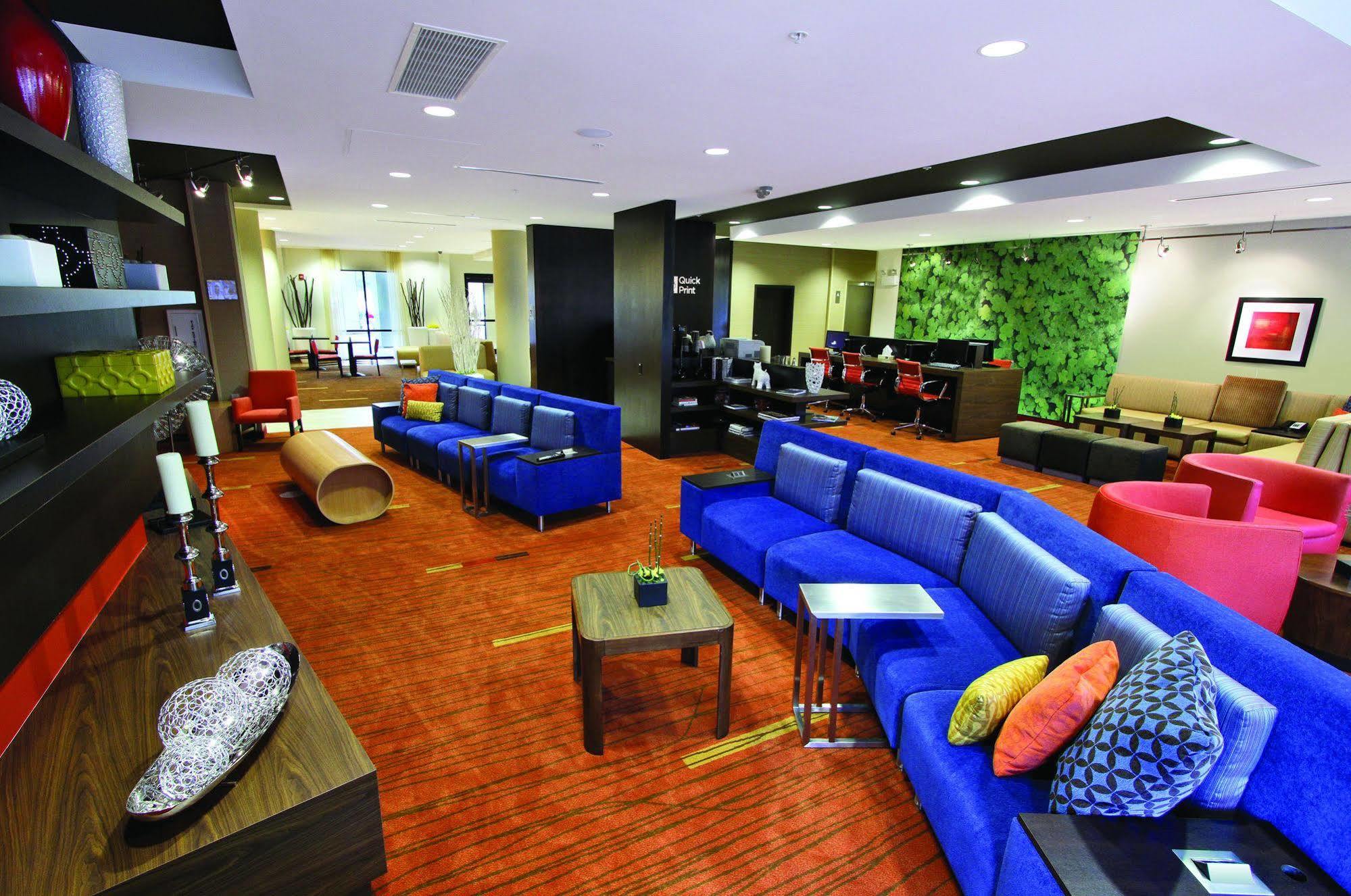 Hotel Courtyard By Marriott Raleigh North/Triangle Town Center Exterior foto